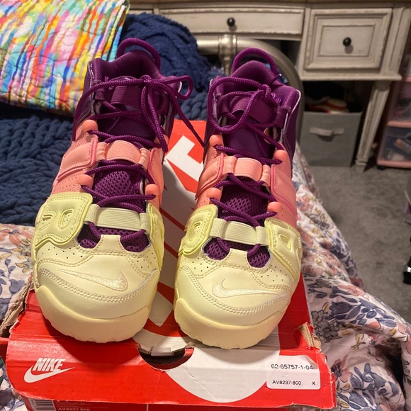 Nike uptempo youth size 7 - Picture 2 of 7